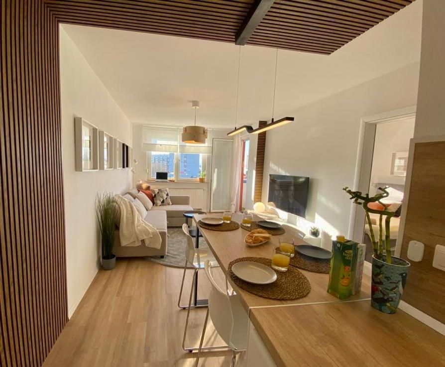 Delux Apartment La Arena With Private Garage Zagreb Ngoại thất bức ảnh
